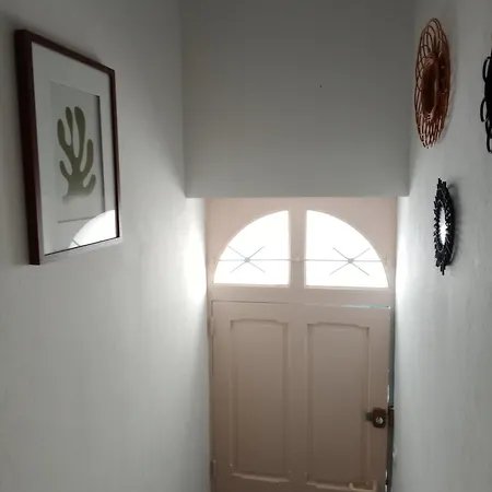 Remblai, Port, Commerces *